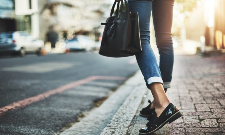 How to choose the perfect pair of woman loafers for any occasion